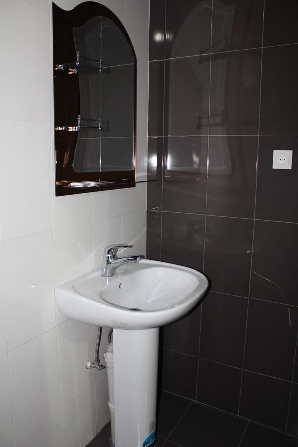 Отель Hotel Elegant Тбилиси-23