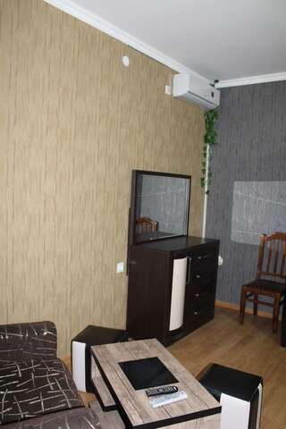 Отель Hotel Elegant Тбилиси Двухместный номер Делюкс с 1 кроватью-2